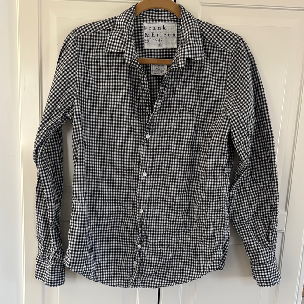 Frank & Eileen Black and White Casual Button Down Shirt